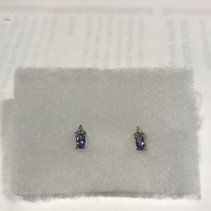 New price! ❤️.54CTW Tanzanite and Diamond Earrings